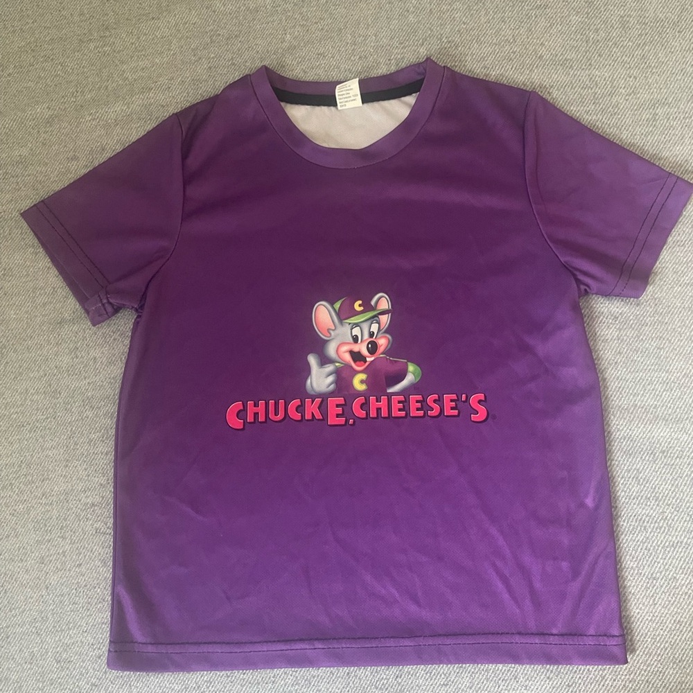 Kids Purple Chuck E. Cheese’s Print T-Shirt 4T 5T XS